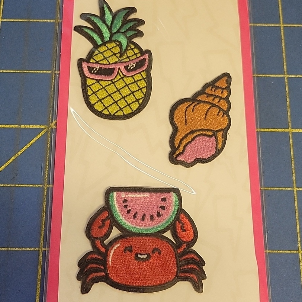 Tropical Theme Embroidered Iron On Patch New 3 Per Package